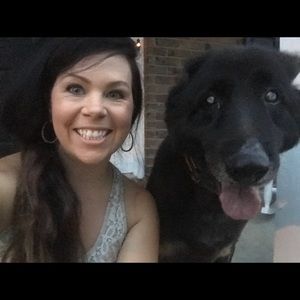 Meet your Posher, Jenn